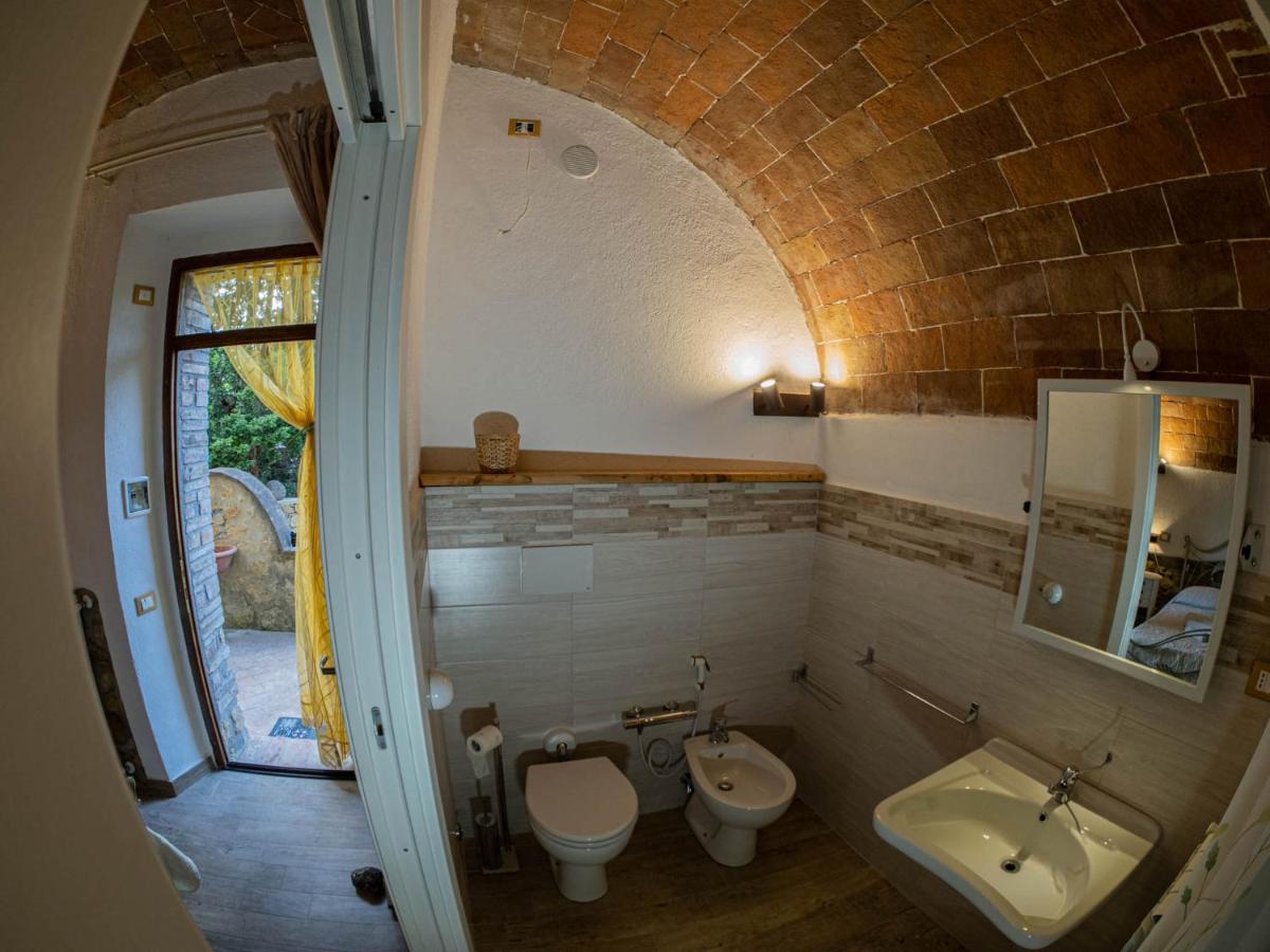 Podere Mona Pomarance Exteriör bild