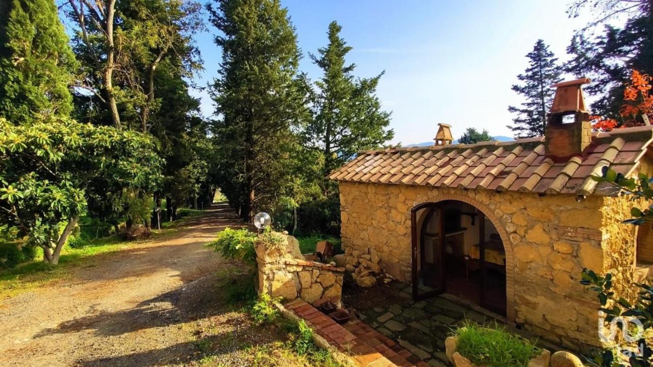 Podere Mona Pomarance Exteriör bild