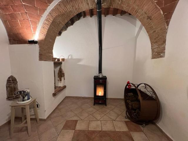 Podere Mona Pomarance Exteriör bild